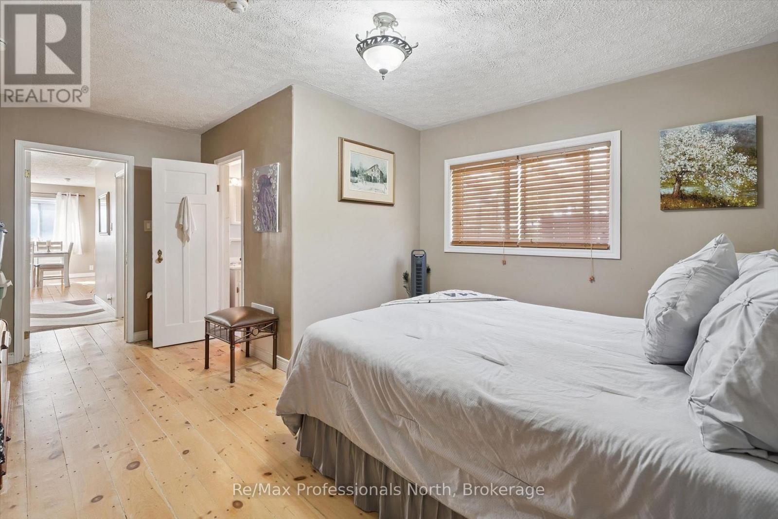 1695-1703 Winhara Road Property Photo 17