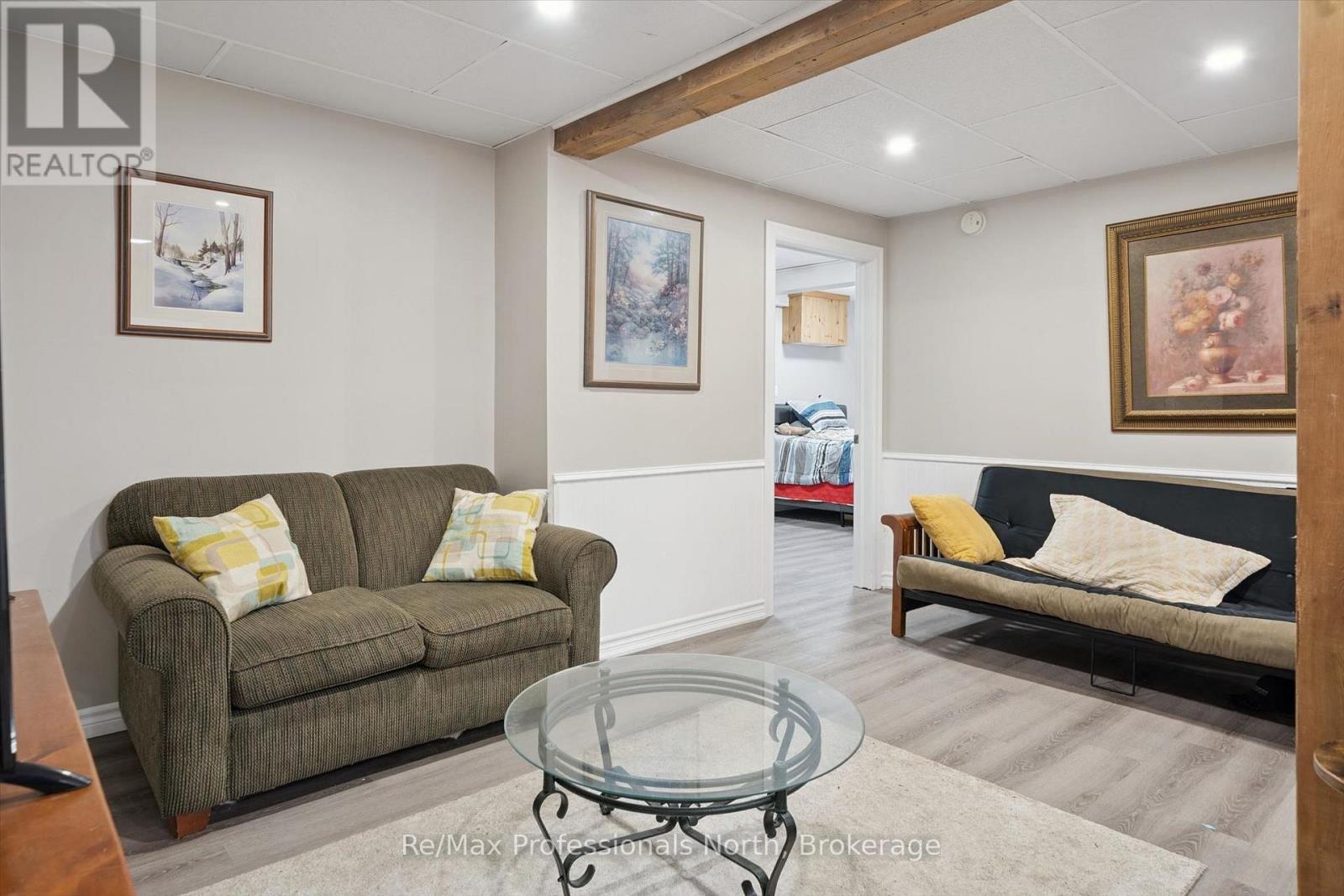 1695-1703 Winhara Road Property Photo 22