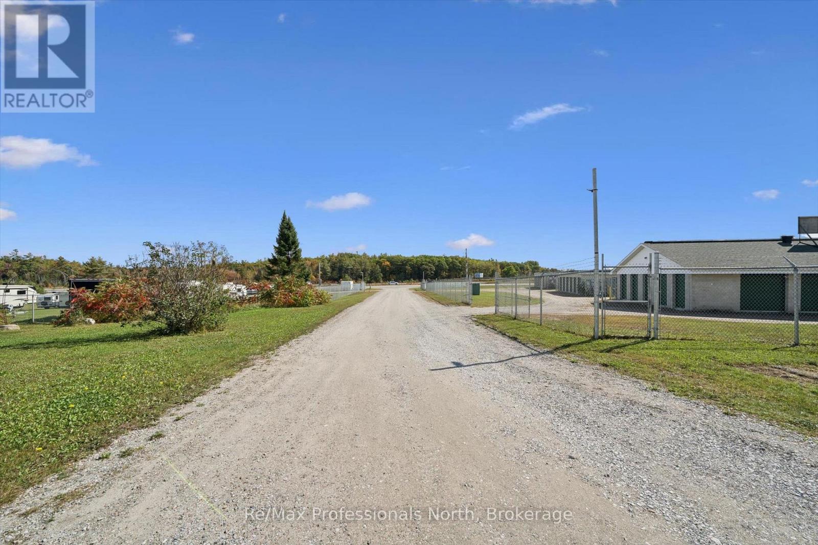 1695-1703 Winhara Road Property Photo 48