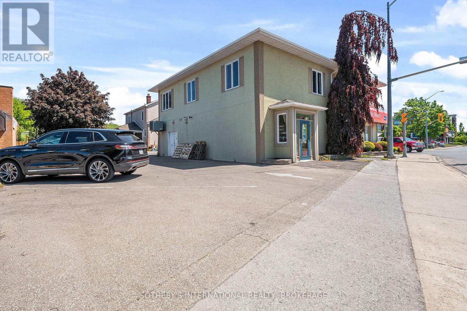 117 Lakeport Road Property Photo 6