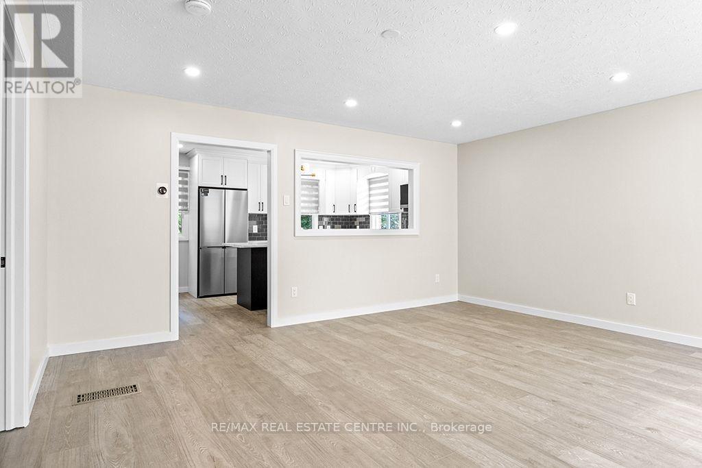 1030 Yonge Street S Property Photo 11