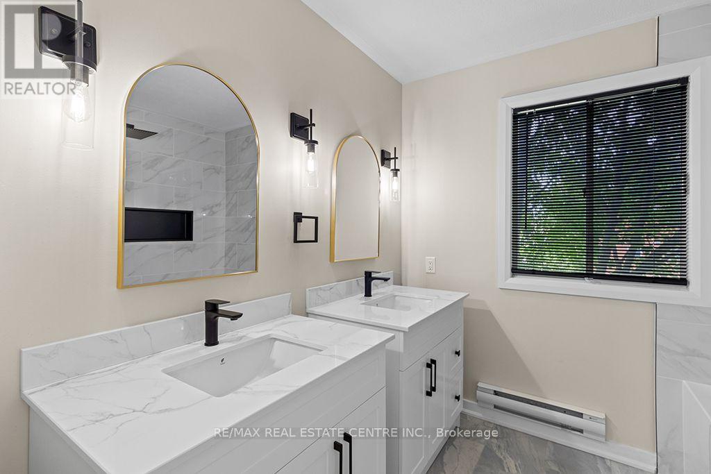 1030 Yonge Street S Property Photo 16