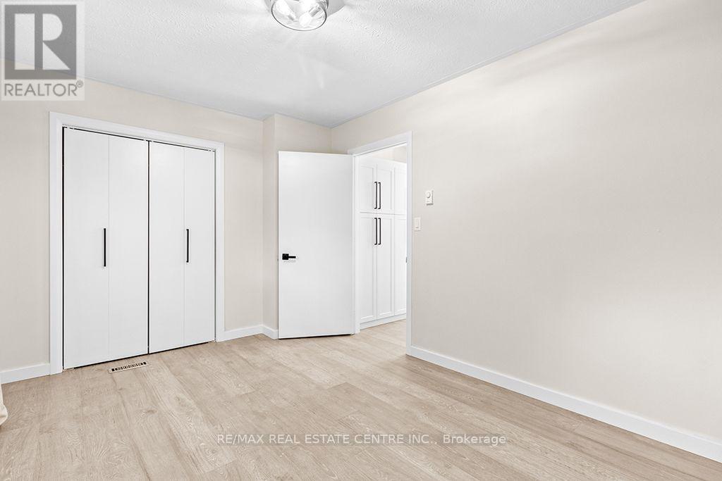 1030 Yonge Street S Property Photo 23
