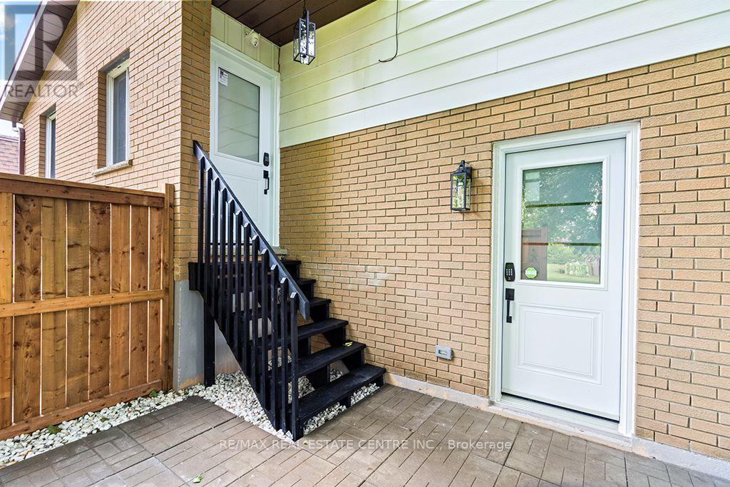 1030 Yonge Street S Property Photo 41