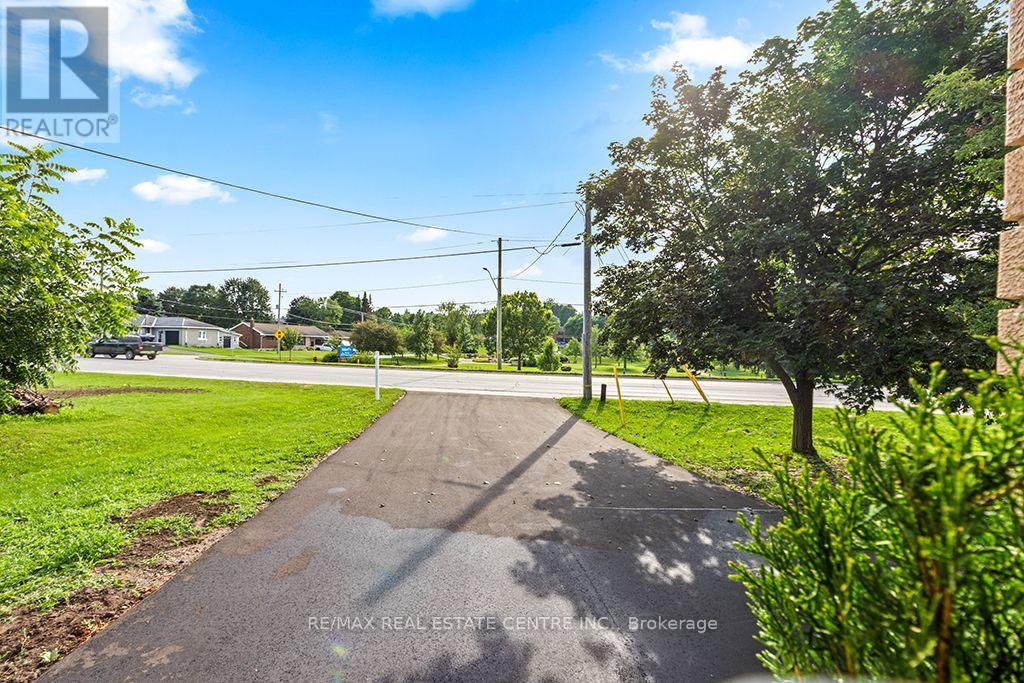1030 Yonge Street S Property Photo 42