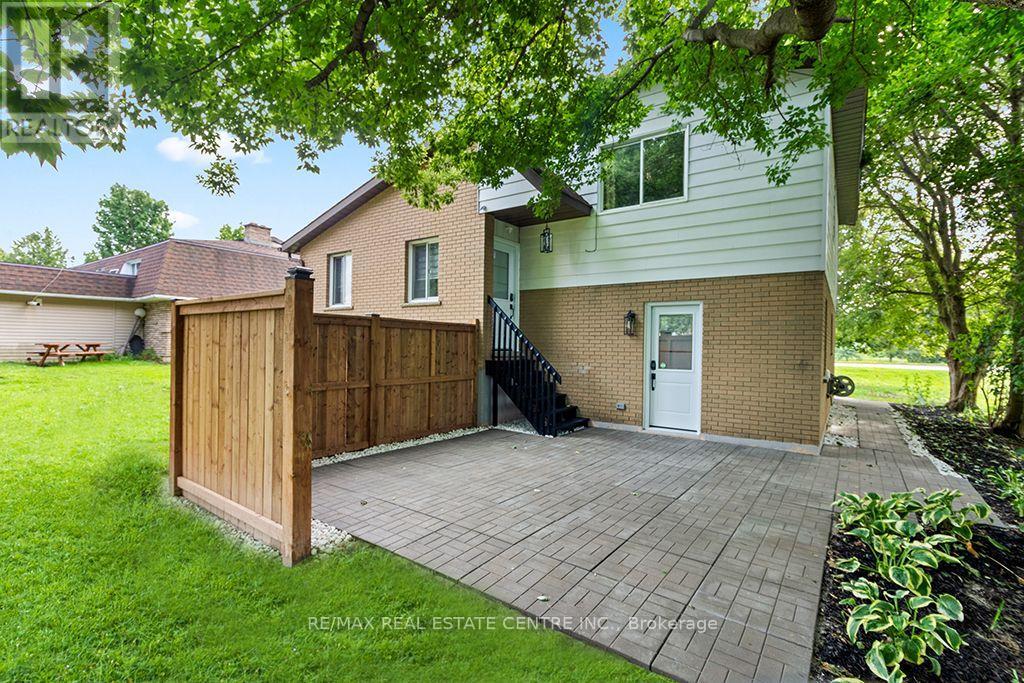 1030 Yonge Street S Property Photo 45
