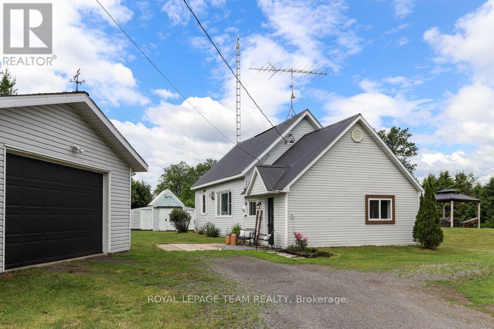 6774 Mcleansville Road Property Photo 3