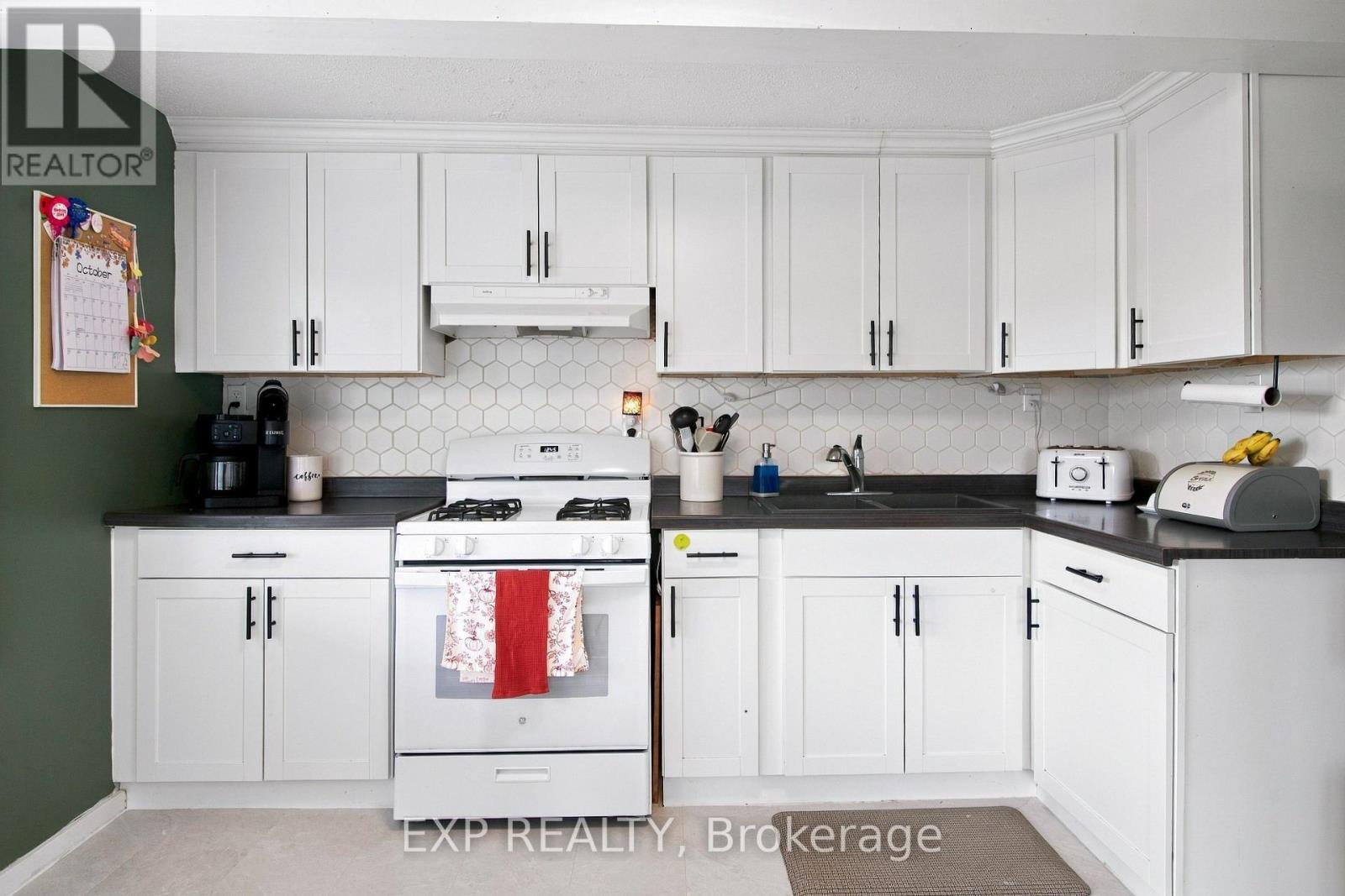 736 Port Maitland Road Property Photo 9