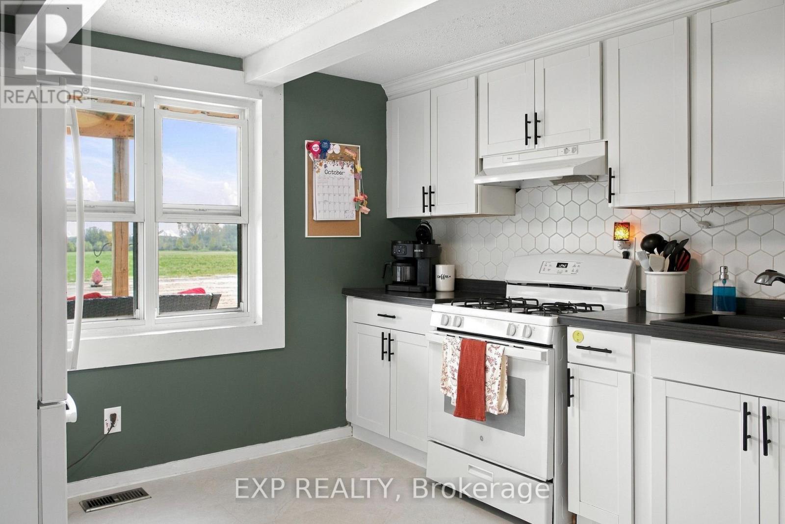 736 Port Maitland Road Property Photo 10
