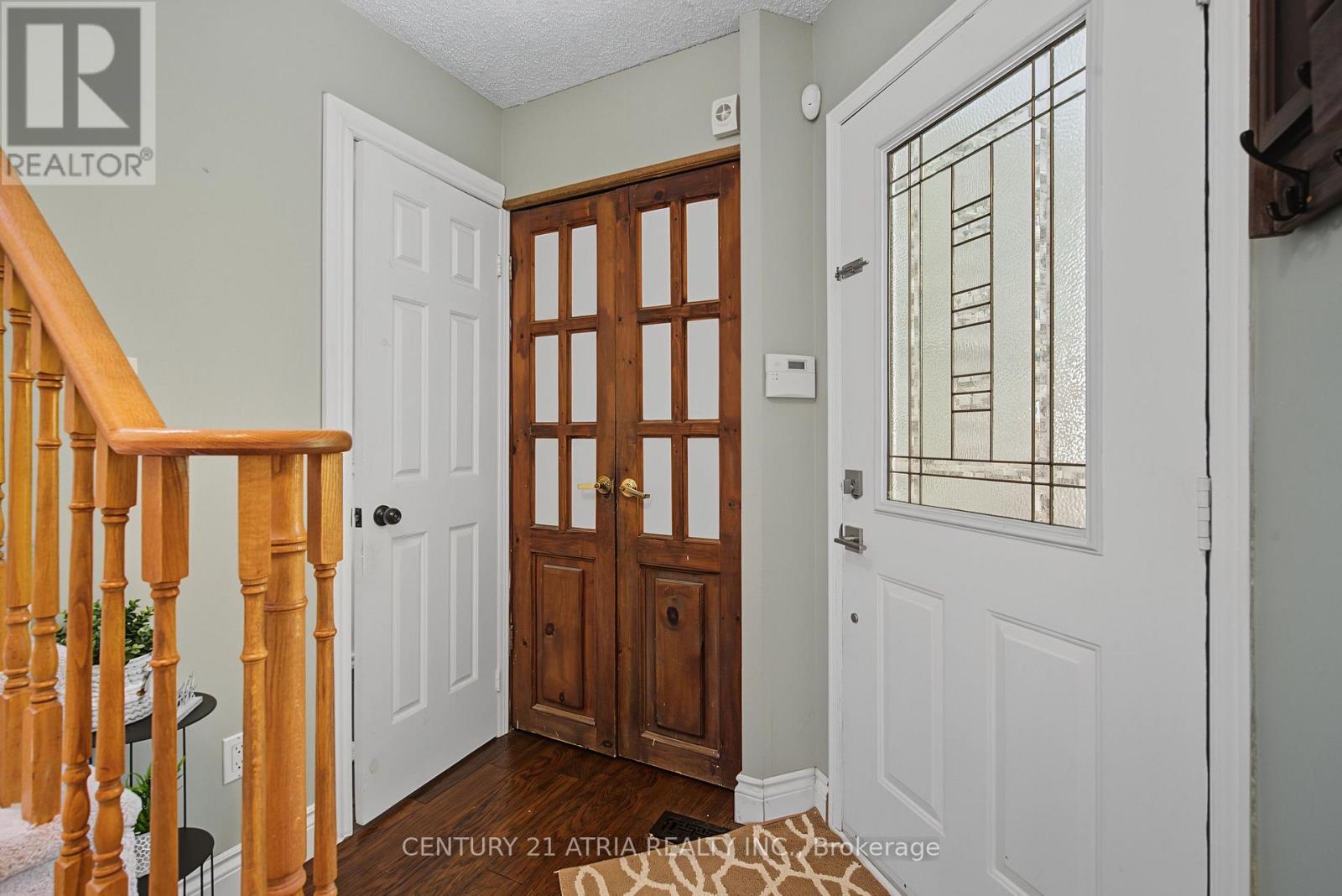 6 Burnham Boulevard Property Photo 5