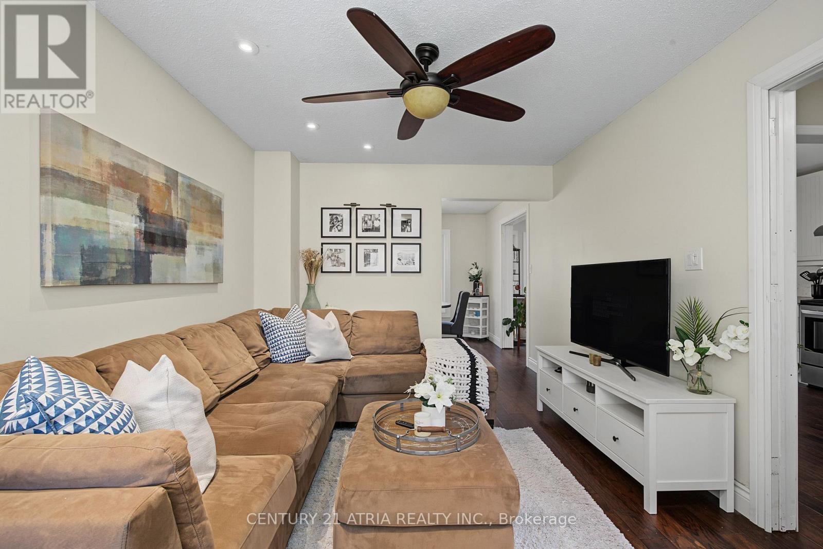 6 Burnham Boulevard Property Photo 10