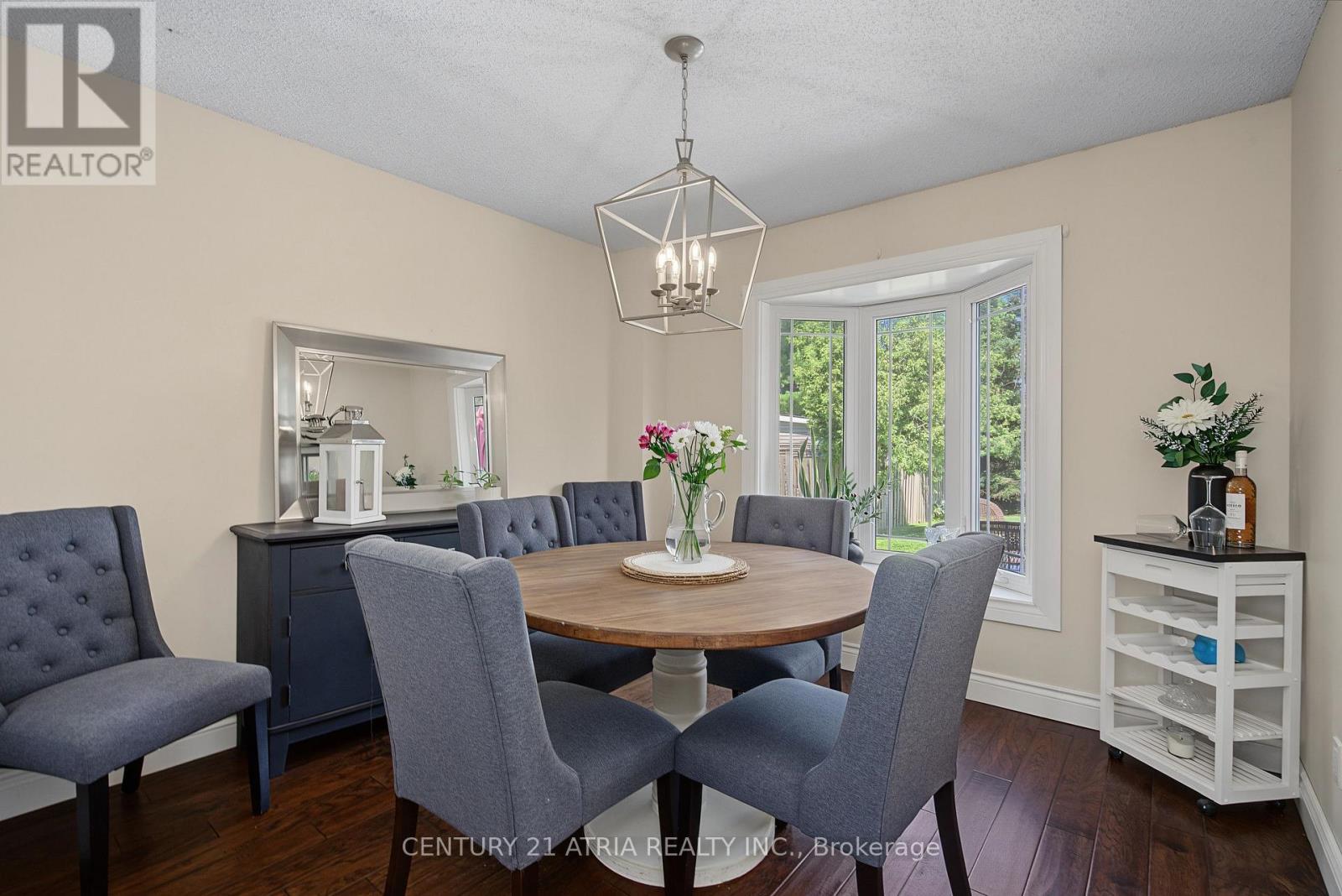 6 Burnham Boulevard Property Photo 11