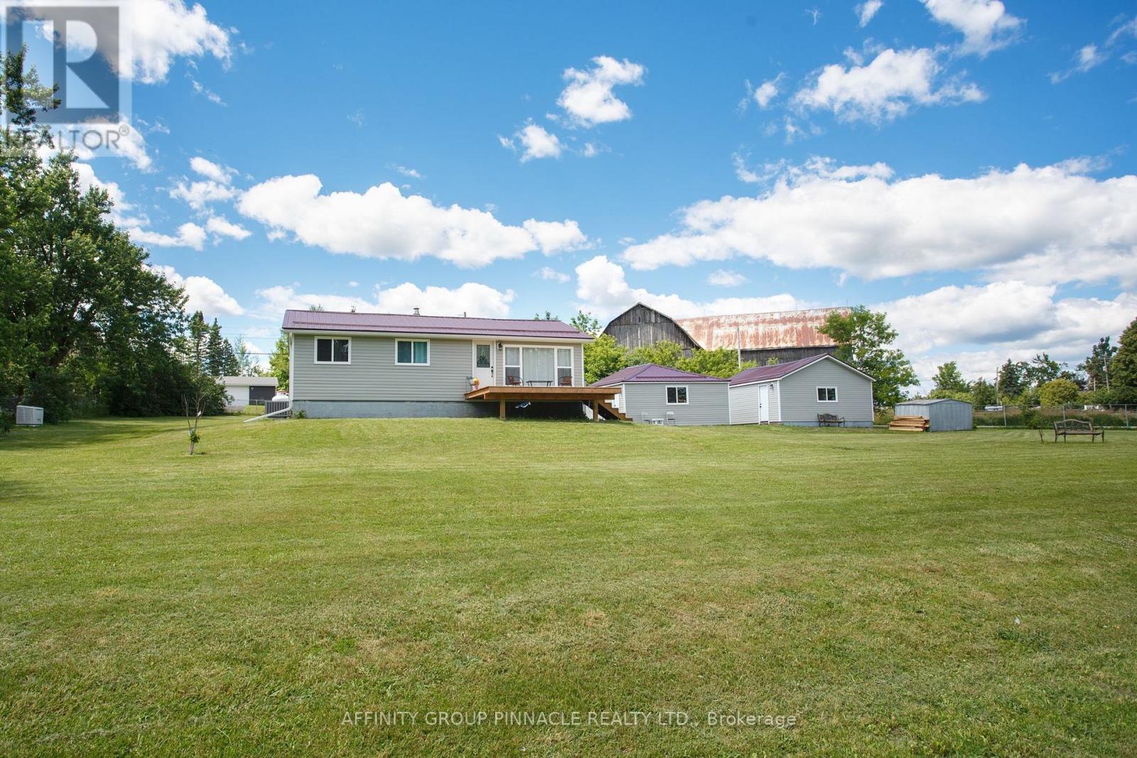 105 Victoria Drive Property Photo 1