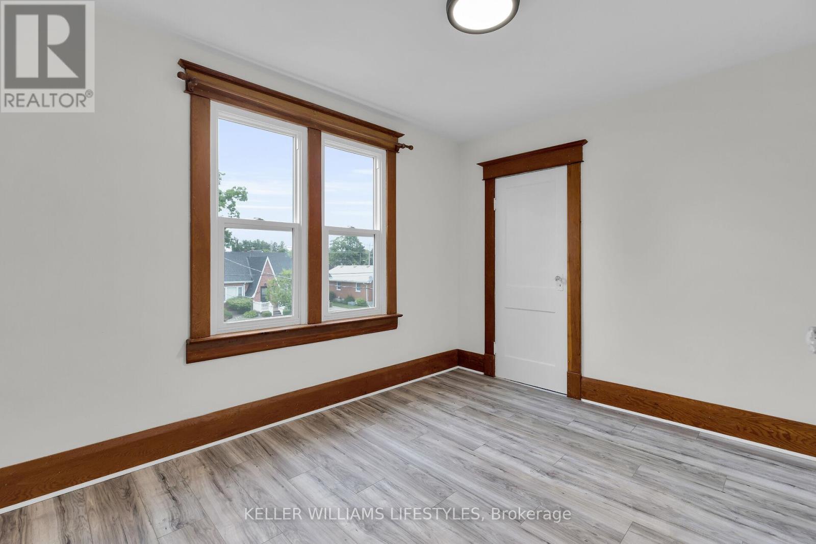 95 John Street E Property Photo 23