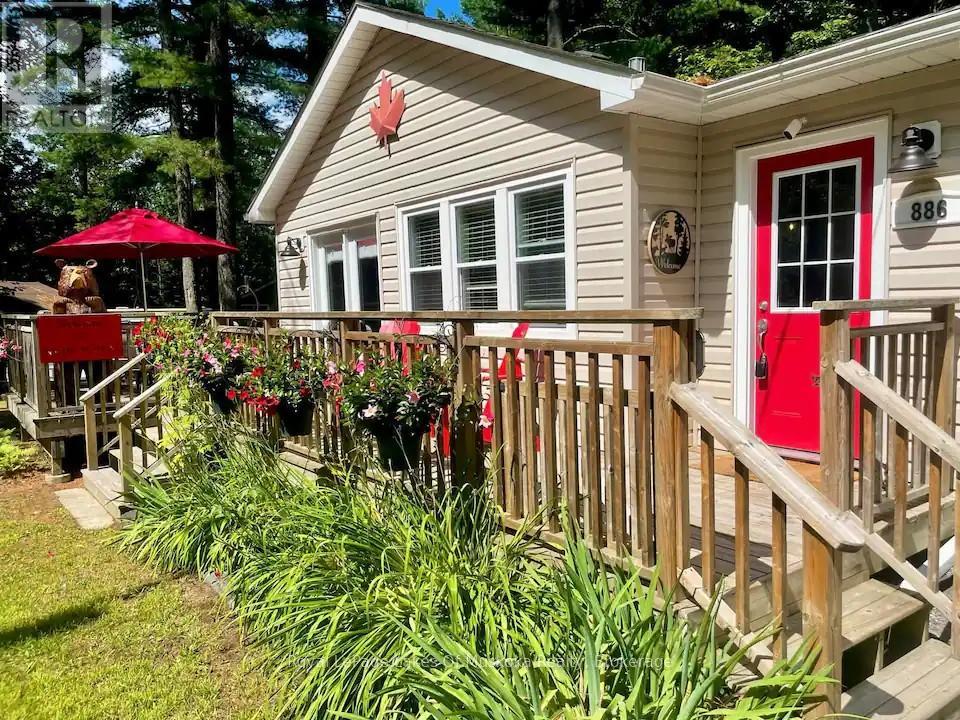 886 Muskoka 10 Road Property Photo 2