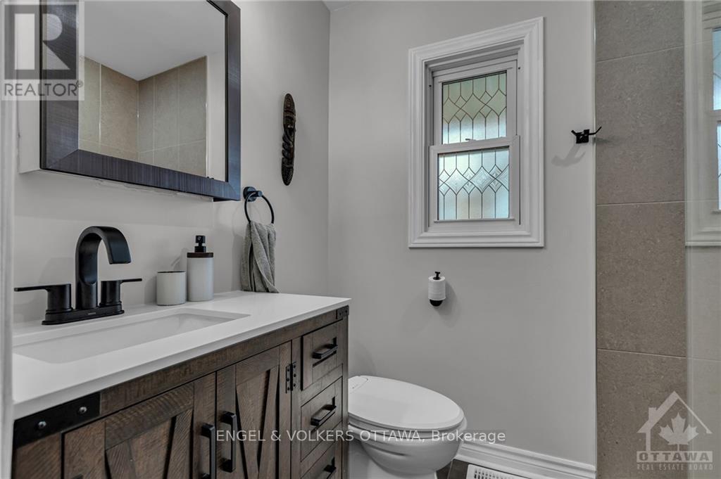 525 Braydon Avenue Property Photo 17