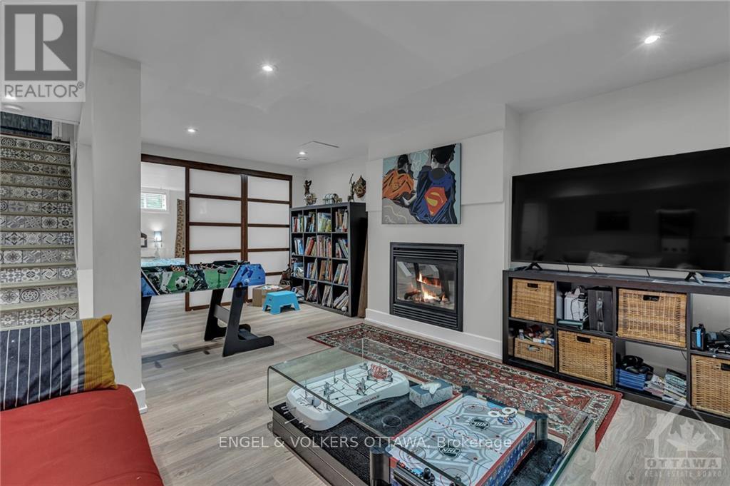 525 Braydon Avenue Property Photo 26