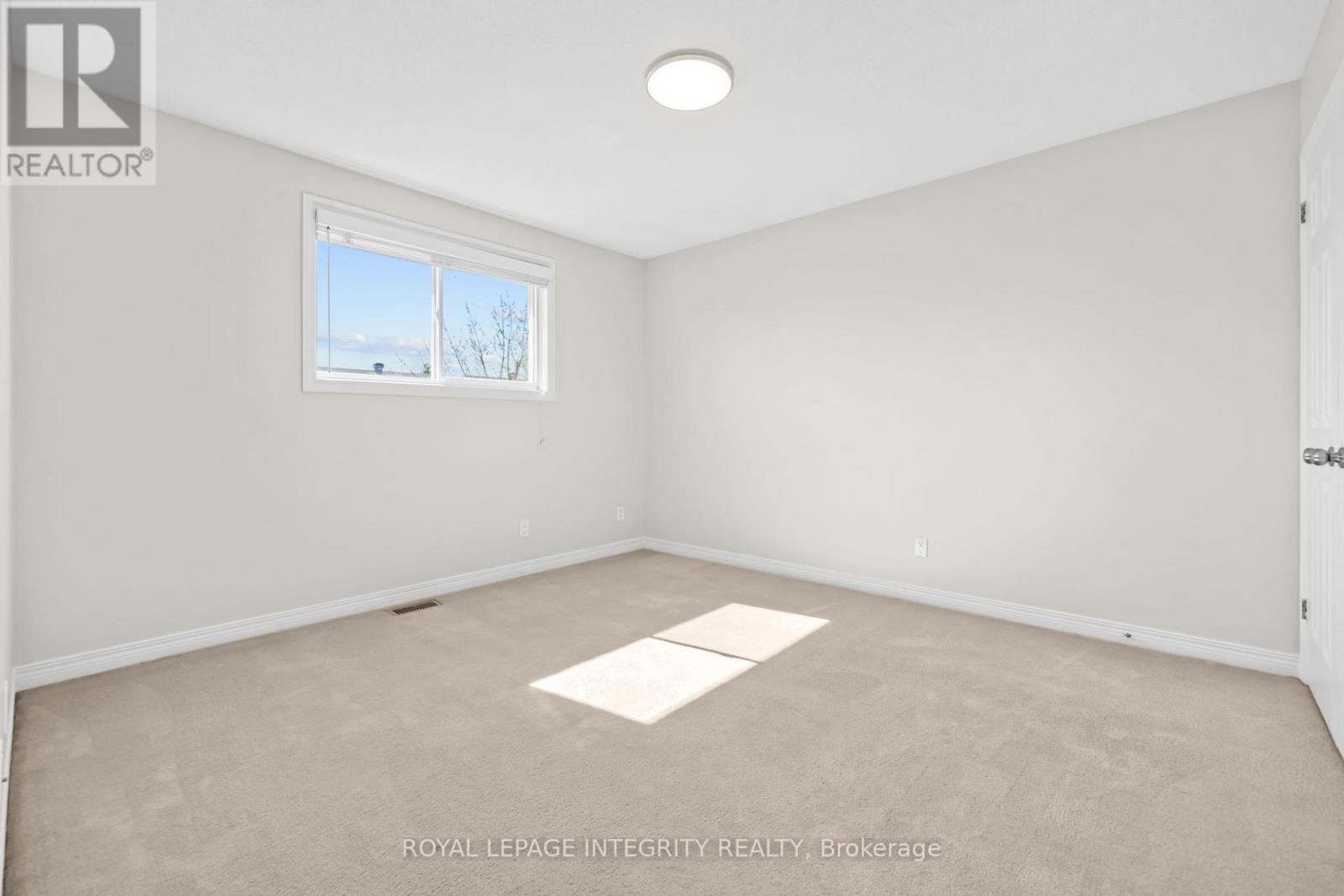 4 Tamarack Place Property Photo 23