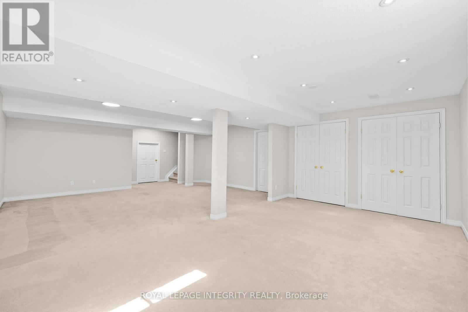4 Tamarack Place Property Photo 34
