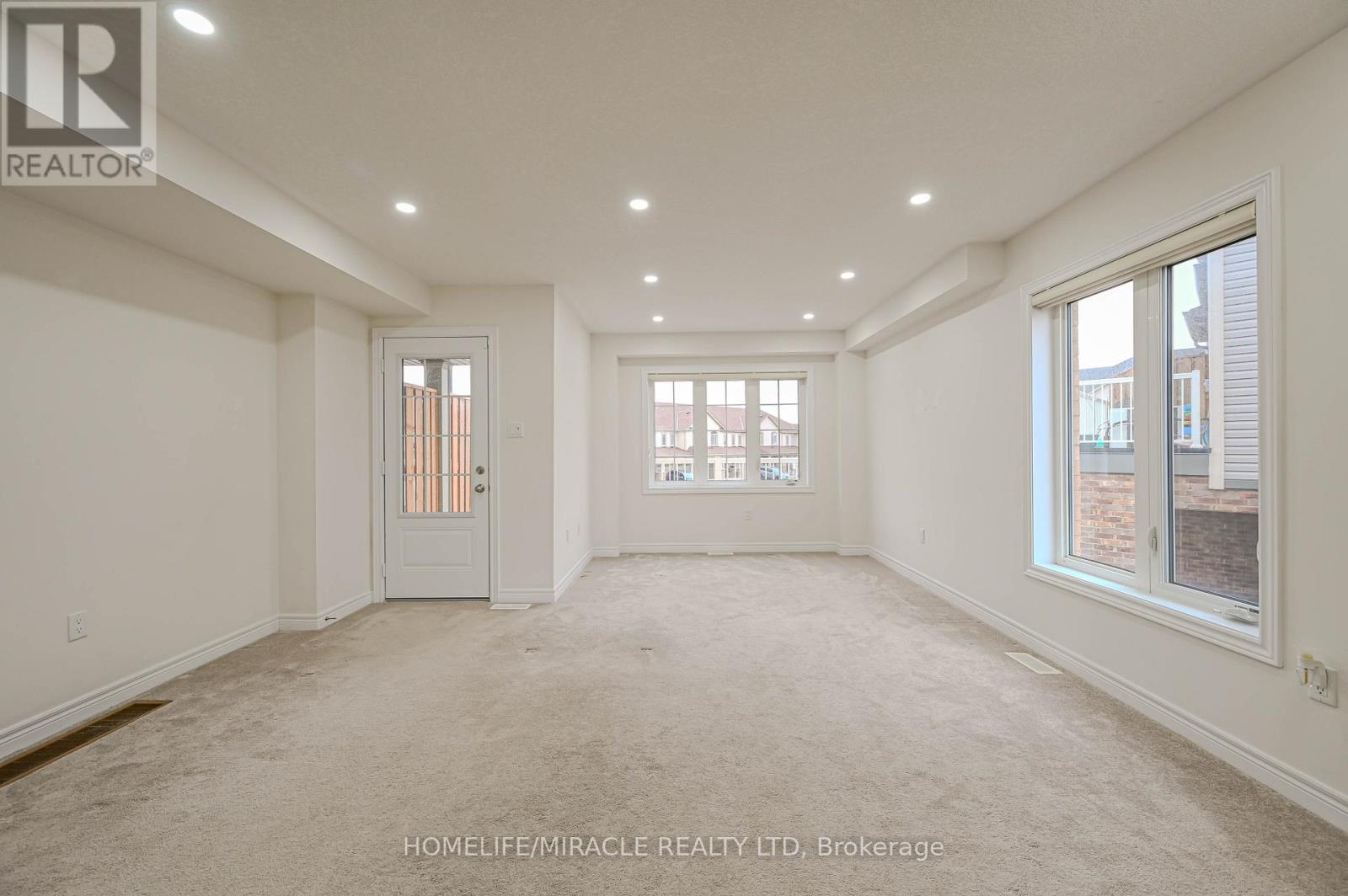 760 Linden Drive Property Photo 7