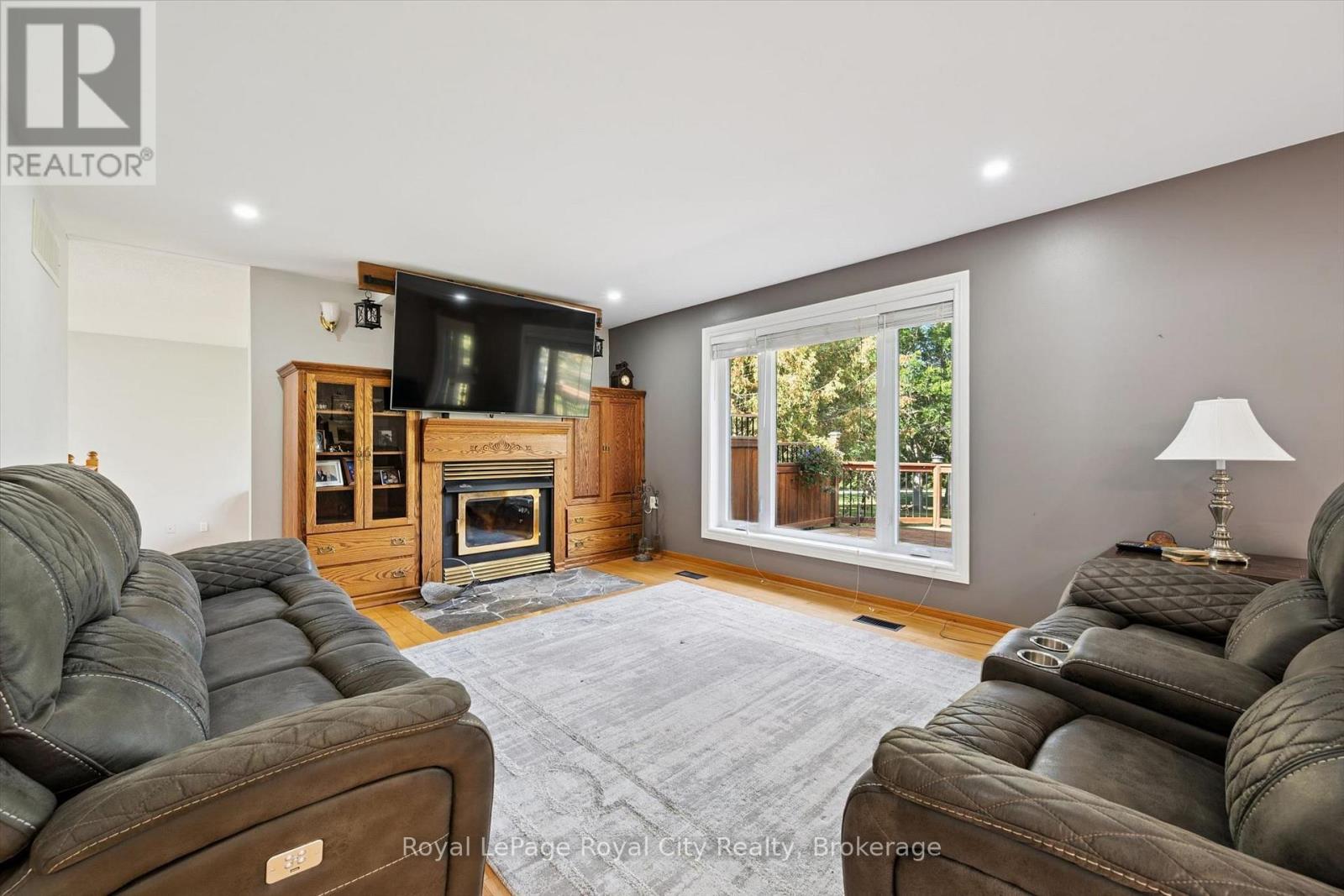 152043 12th Line Property Photo 10