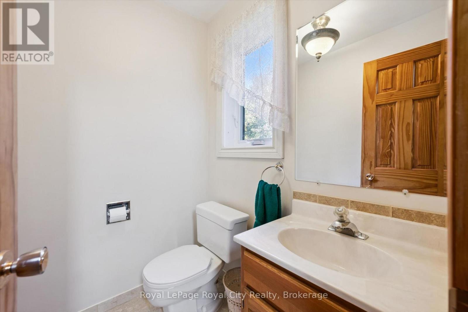 152043 12th Line Property Photo 16
