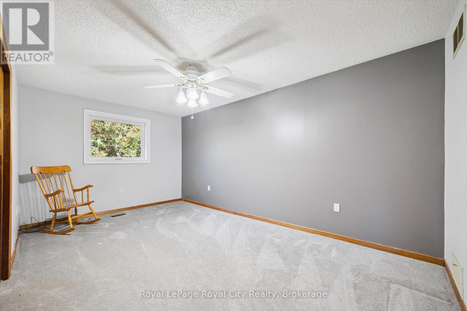 152043 12th Line Property Photo 17