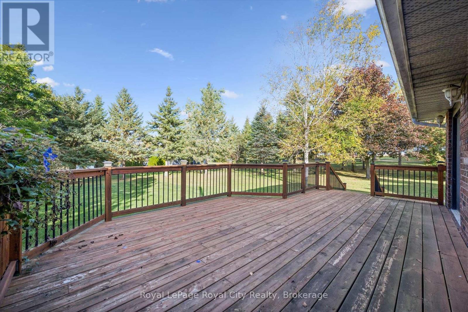 152043 12th Line Property Photo 37