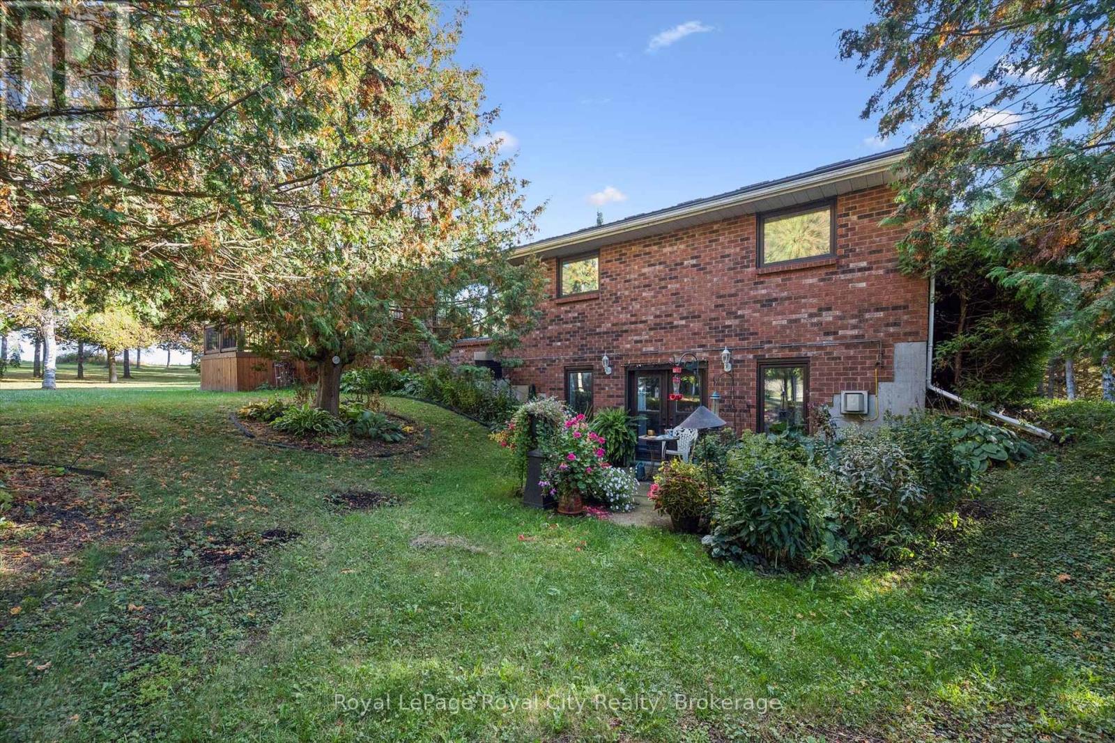 152043 12th Line Property Photo 40