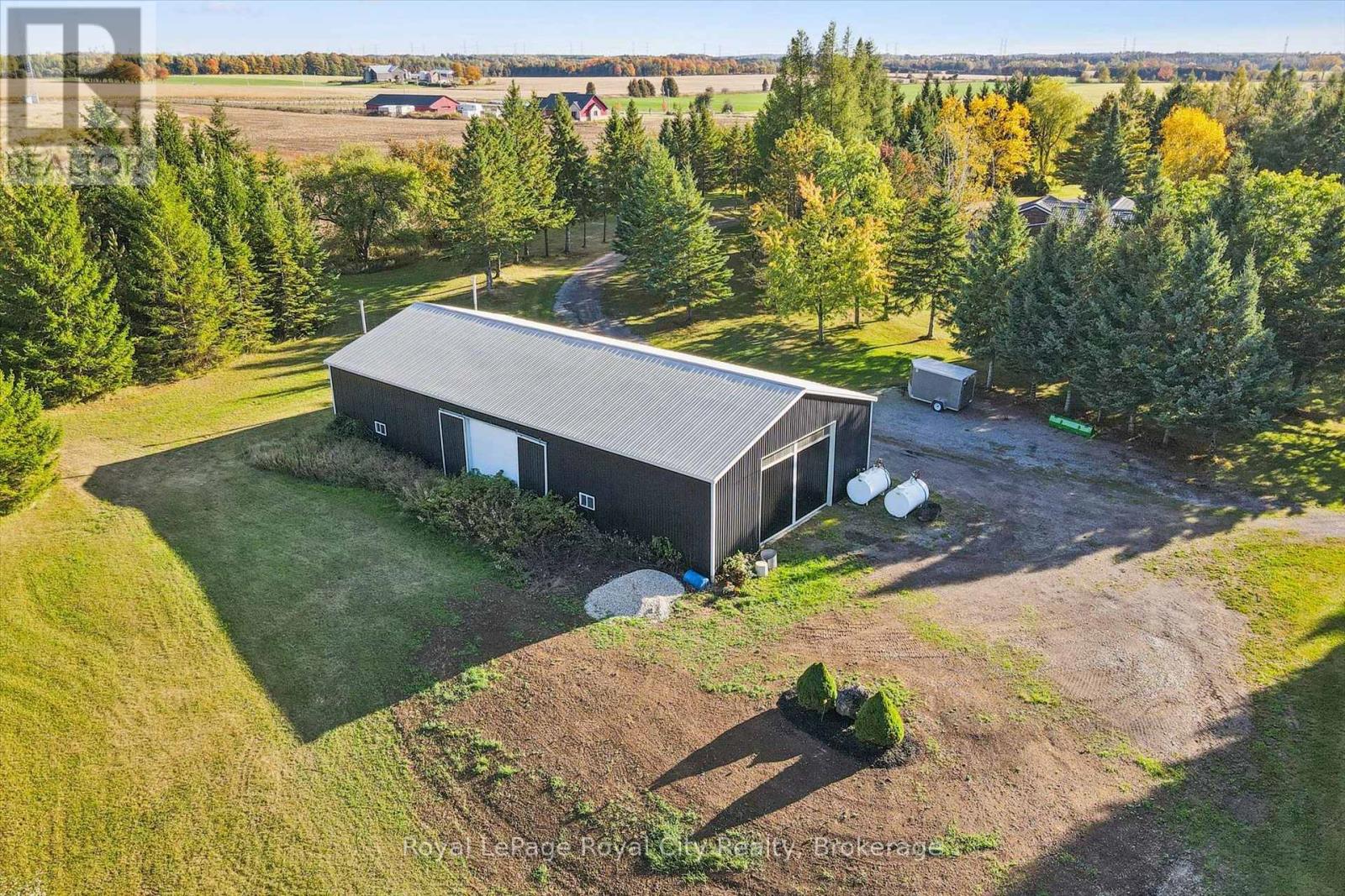 152043 12th Line Property Photo 42