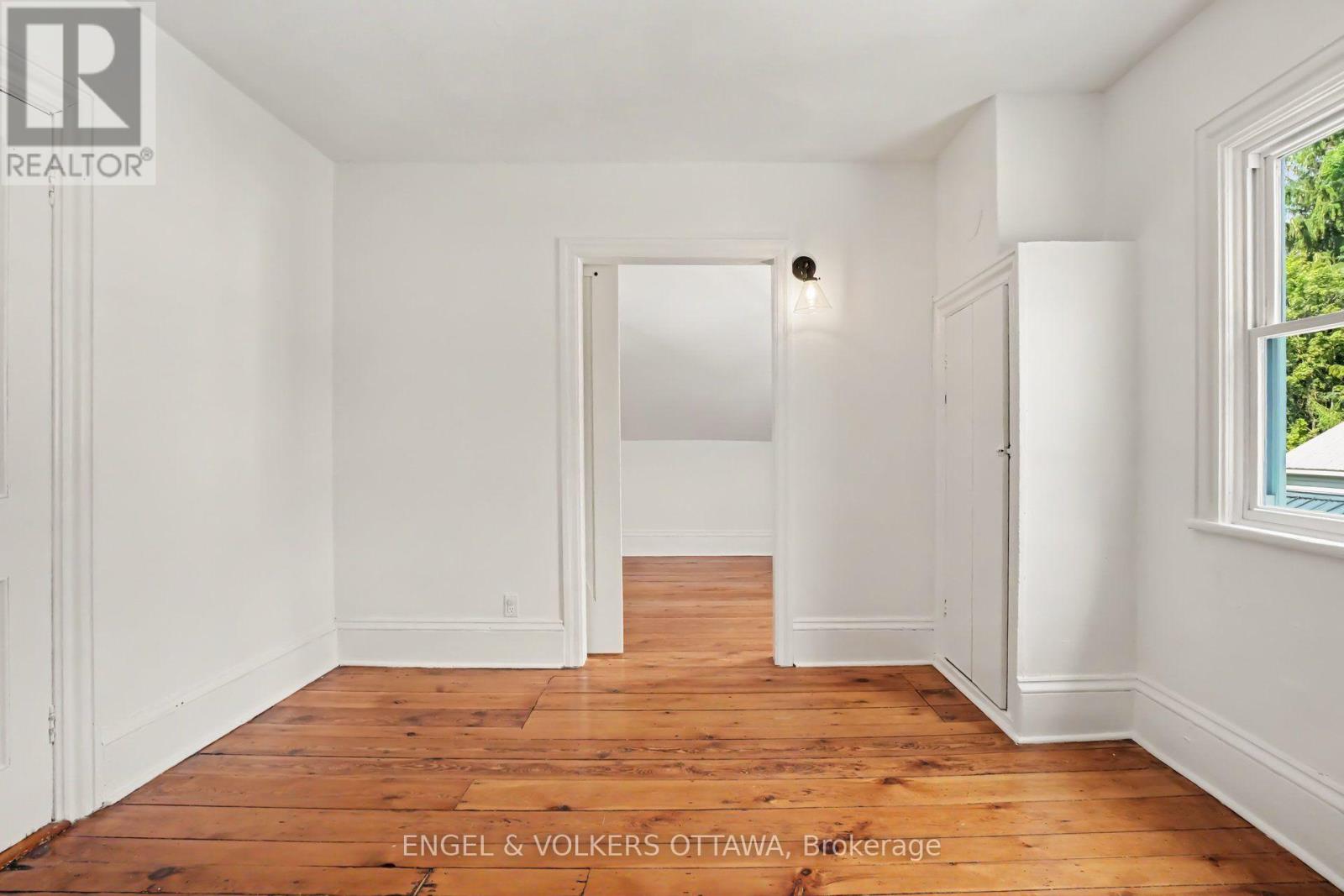 8169 Victoria Street Property Photo 15