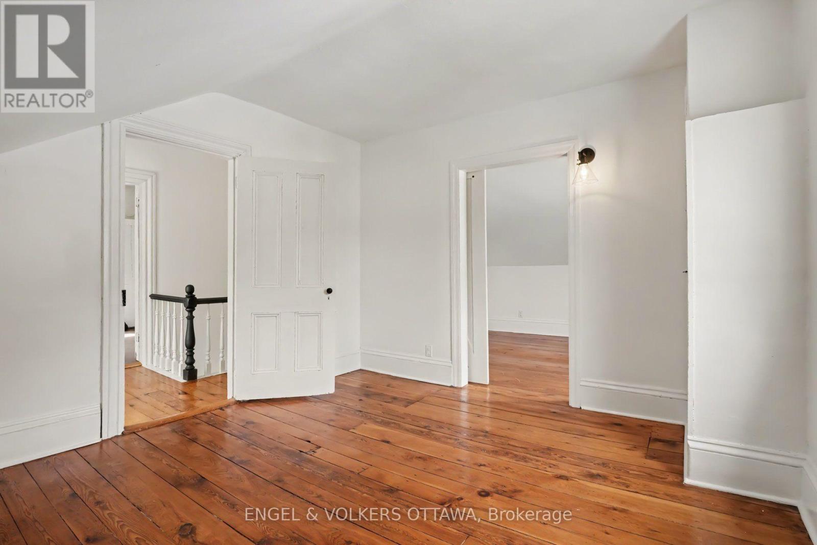 8169 Victoria Street Property Photo 21