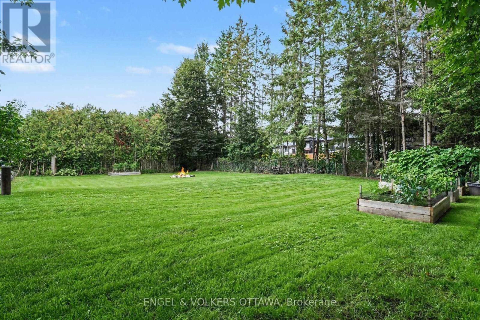 8169 Victoria Street Property Photo 29