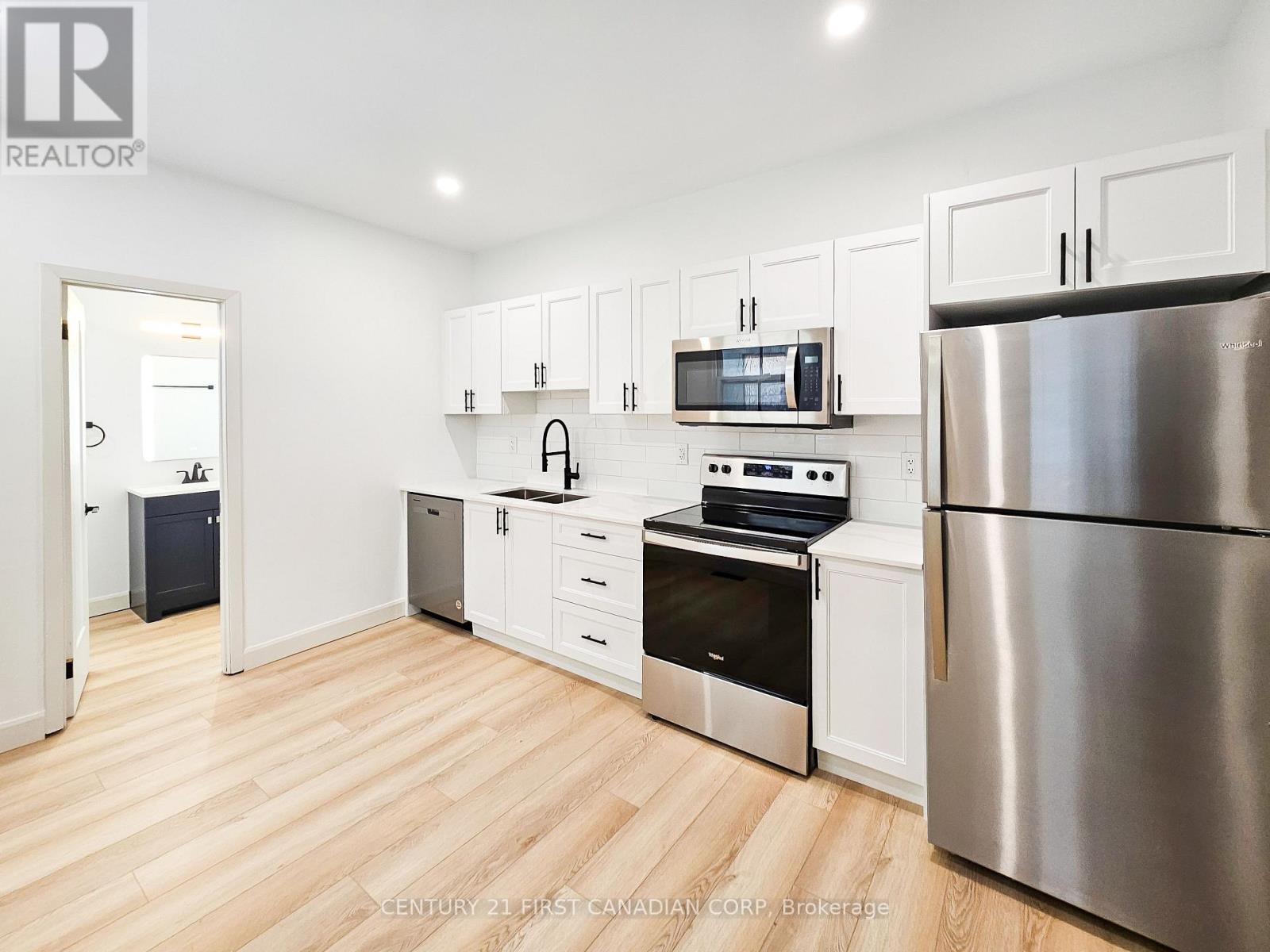 Unit 1 - 859 Dundas Street Property Photo 4