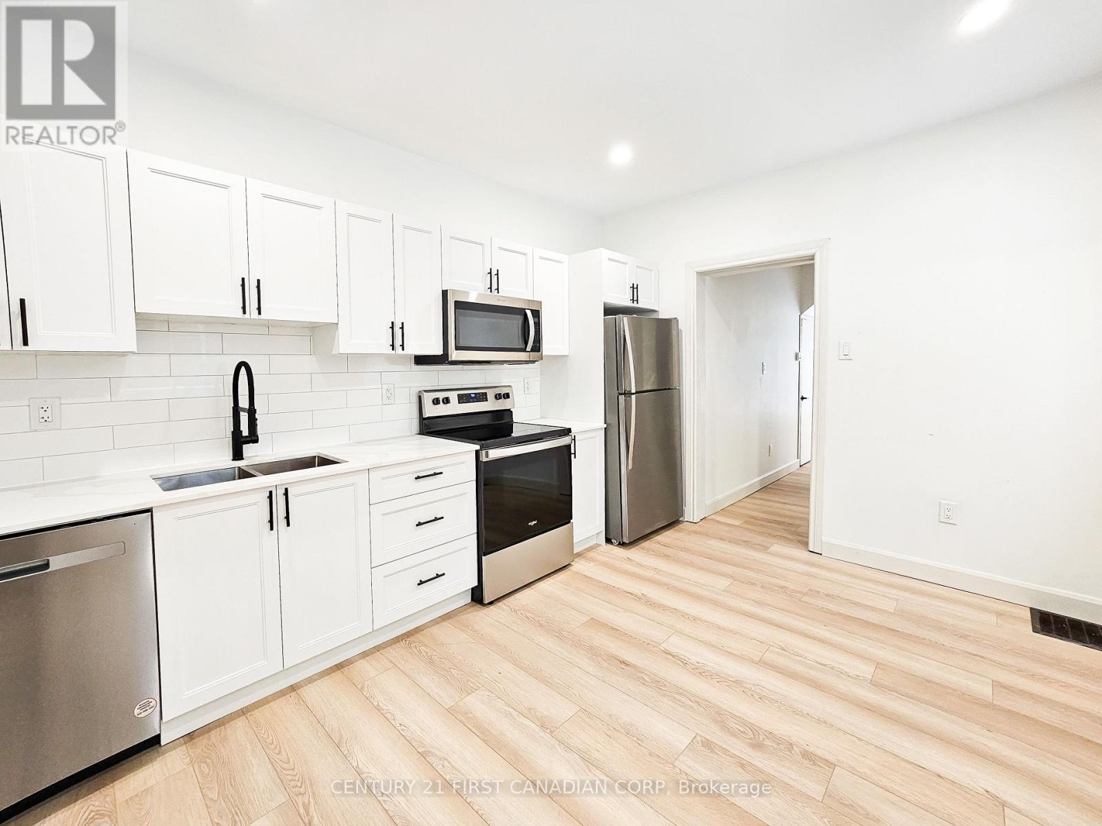 Unit 1 - 859 Dundas Street Property Photo 5