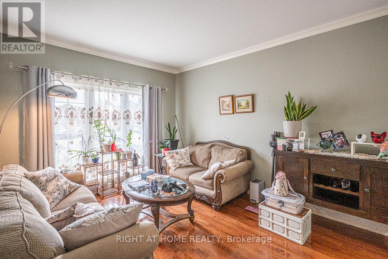 1366 Kains Woods Terrace Property Photo 7