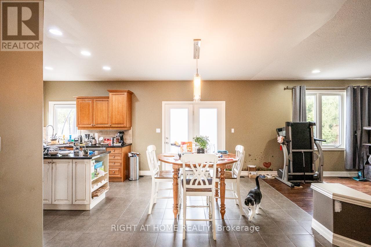 1366 Kains Woods Terrace Property Photo 10