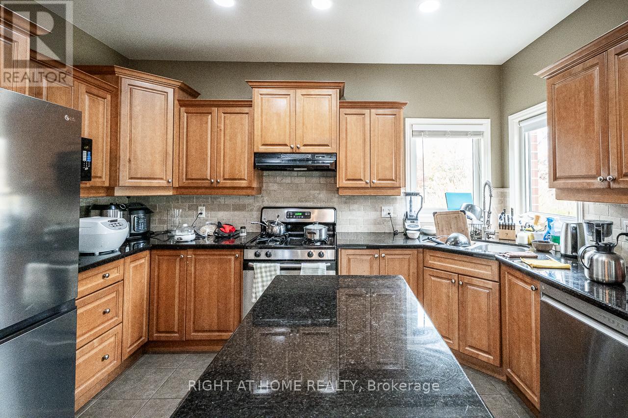 1366 Kains Woods Terrace Property Photo 11