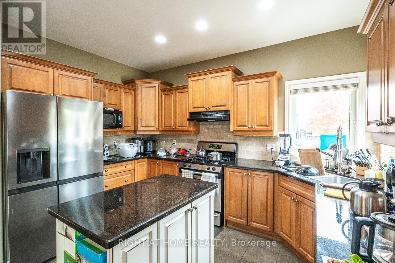 1366 Kains Woods Terrace Property Photo 12