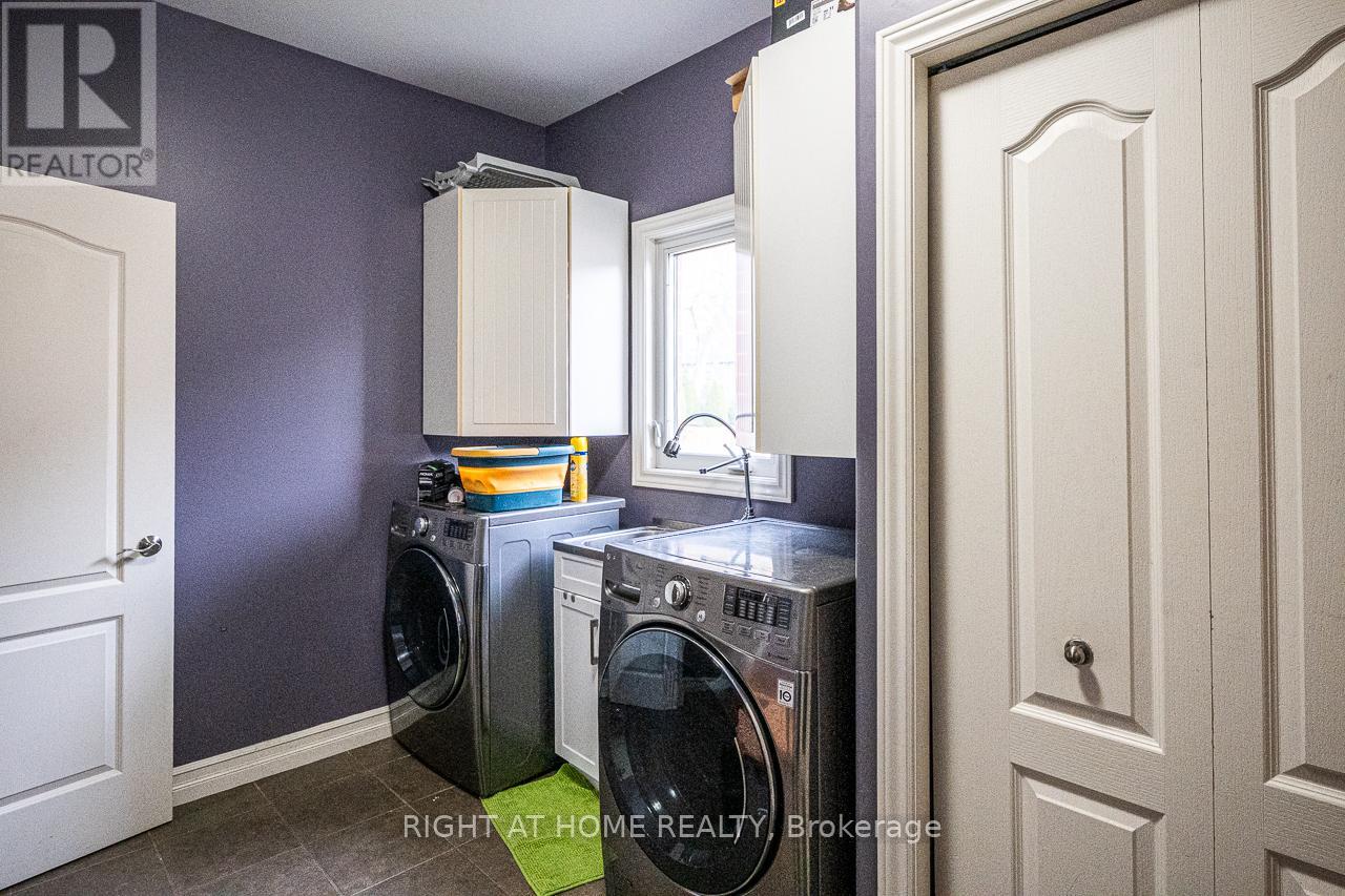 1366 Kains Woods Terrace Property Photo 23