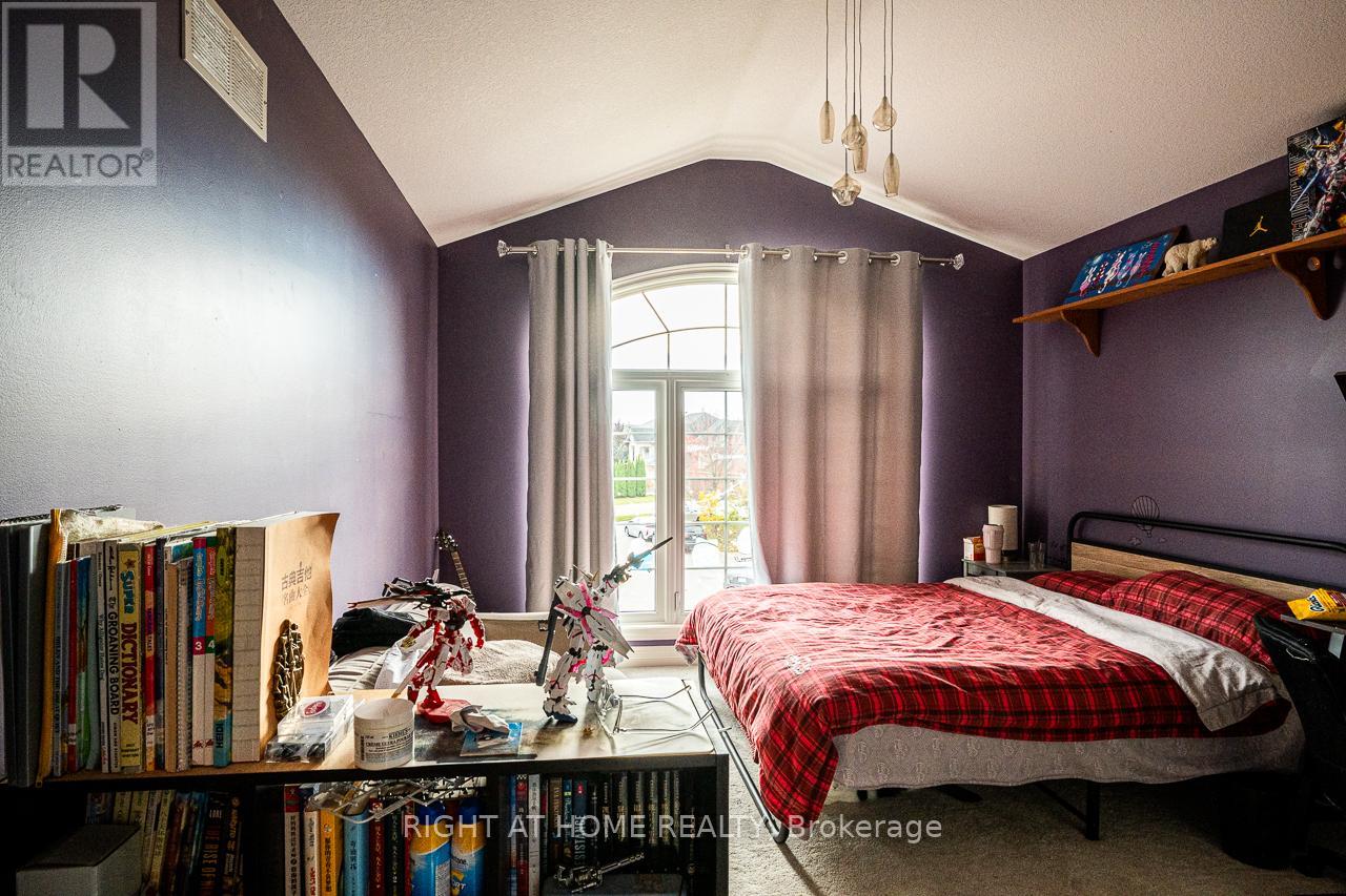 1366 Kains Woods Terrace Property Photo 24