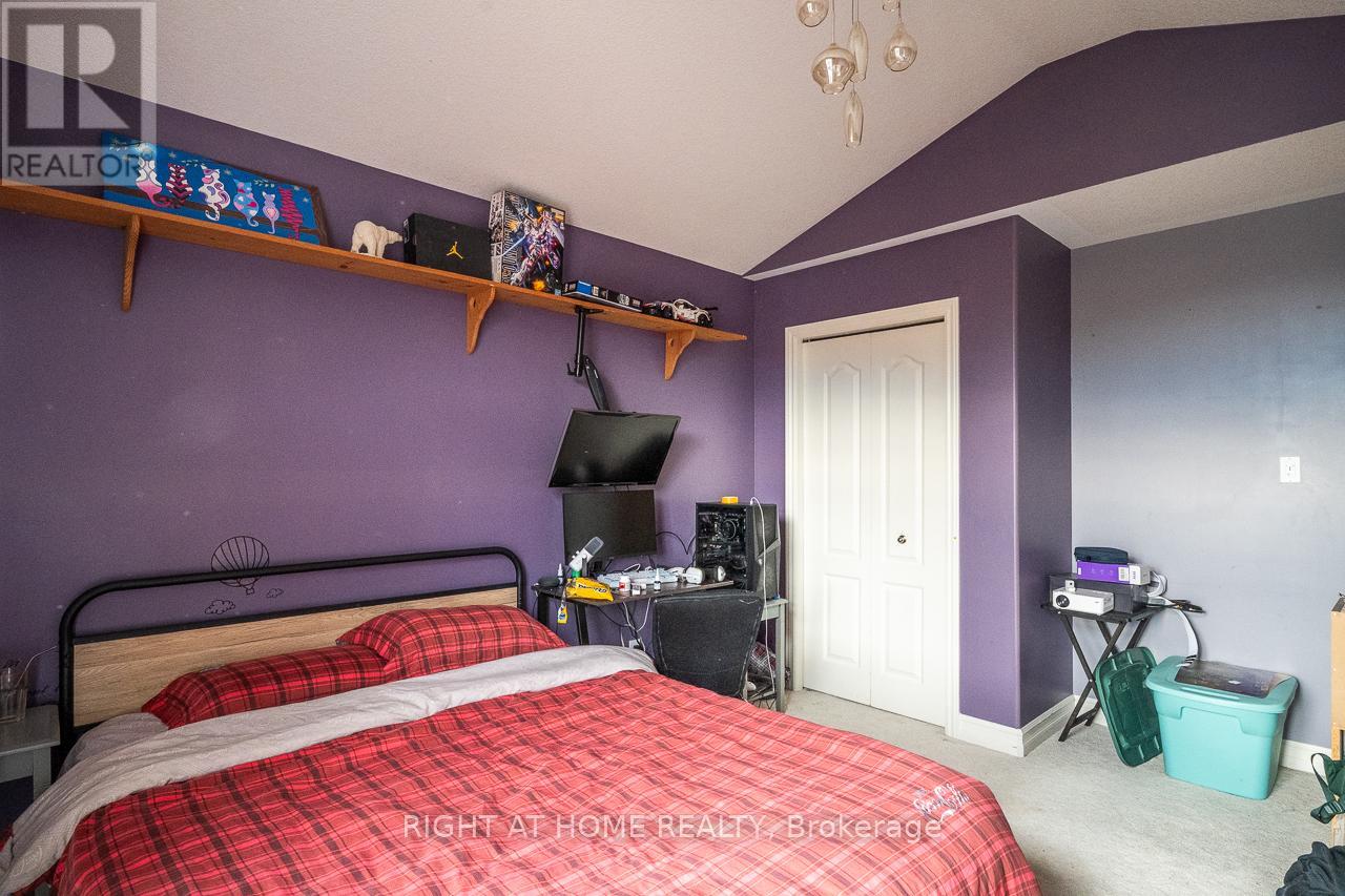 1366 Kains Woods Terrace Property Photo 25