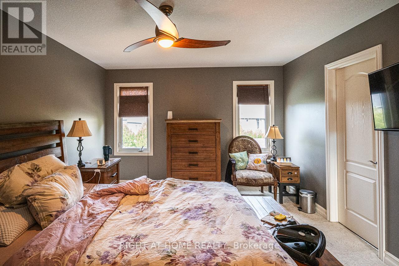1366 Kains Woods Terrace Property Photo 29