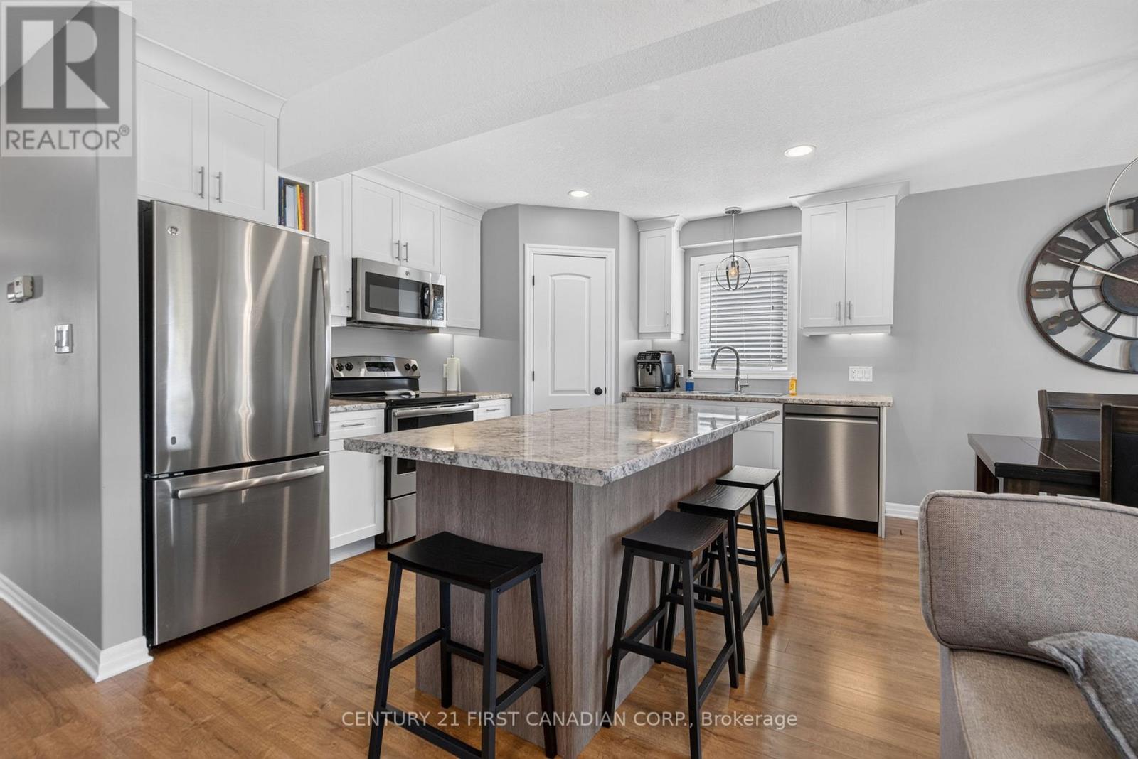 363 Beech Street Property Photo 12