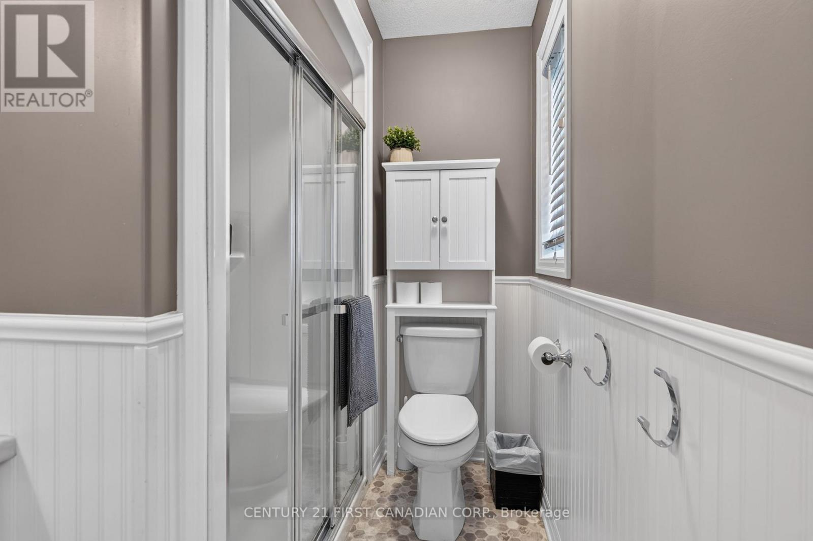 363 Beech Street Property Photo 26