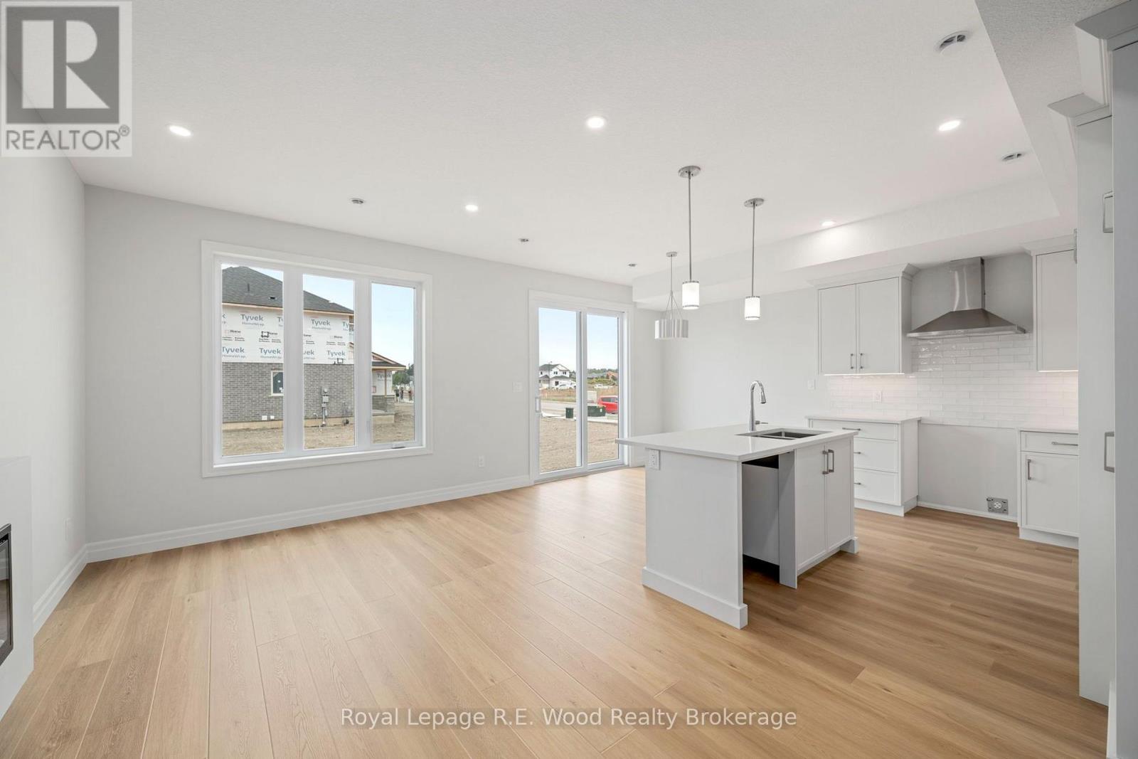 3 Hoylake Road Property Photo 5