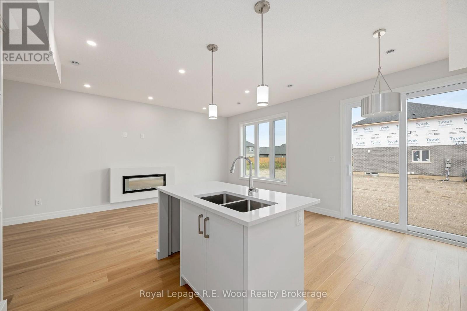 3 Hoylake Road Property Photo 9