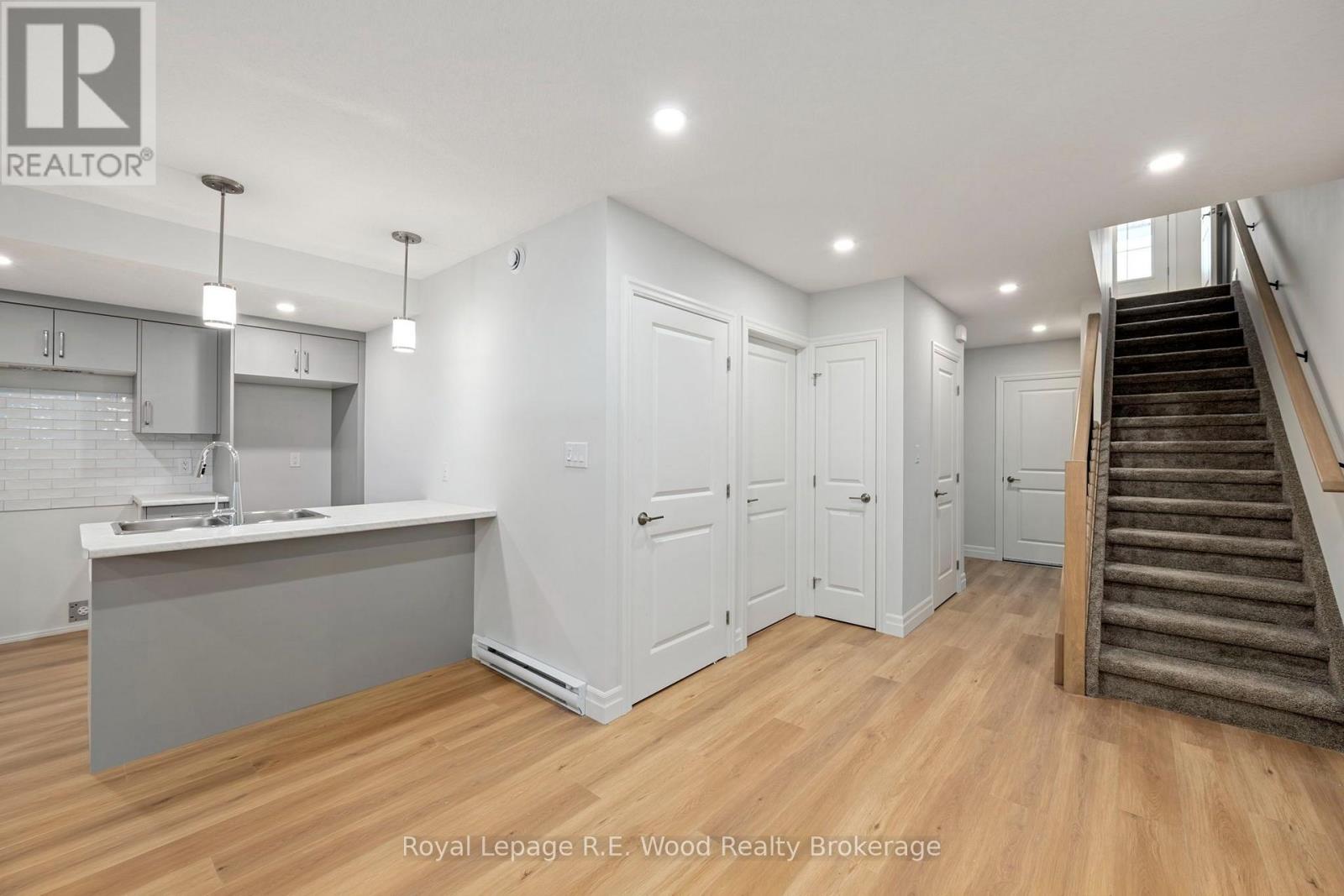 3 Hoylake Road Property Photo 26
