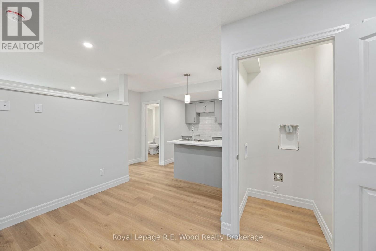 3 Hoylake Road Property Photo 32