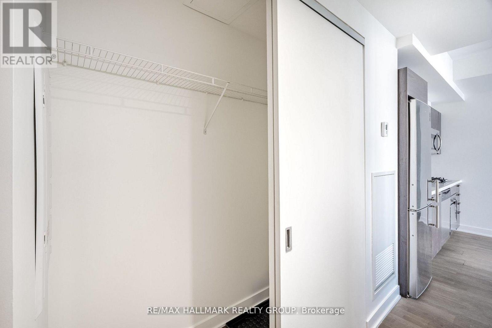 710 - 203 Catherine Street W Property Photo 4